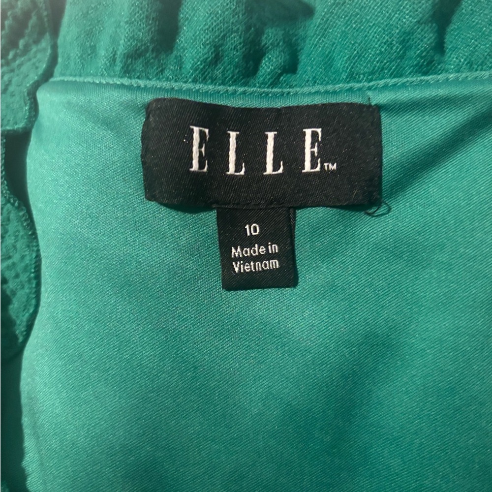 Elle Emerald Green Ruffle Sleeve Mini Dress - Picture 4 of 5